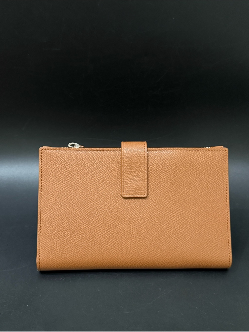 Discontinued EVERLANE Traveler Wallet Camel Brown Pebbled Leather Wallet 7.5”X5”